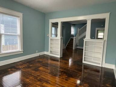 Main picture of 554 N Parker Ave