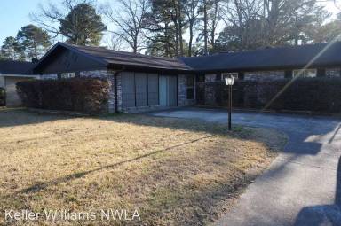 Main picture of 2135 Crabapple Dr