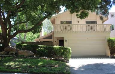 Main picture of 400 Hartnell Pl
