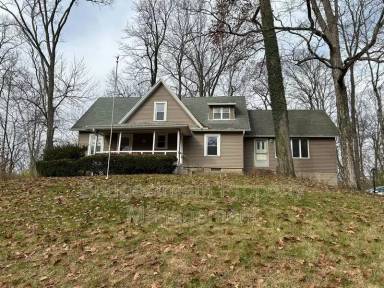 Main picture of 7155 Meeker Rd