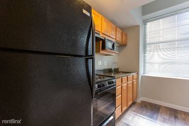 Main picture of Pittsfield Apartments