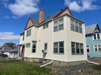 Main picture of 3954 Portland Ave