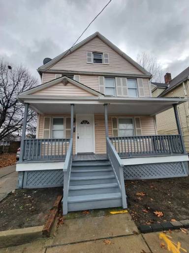 Main picture of 8002 Bellevue Ave