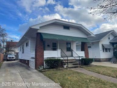 Main picture of 3493 W 119th St
