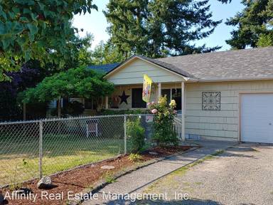 Main picture of 522 10th Street Pl NW