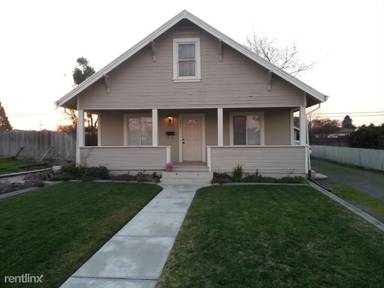 Main picture of 323 N Maple Ave