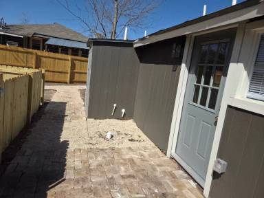 Main picture of 1120 Rigsby Ave