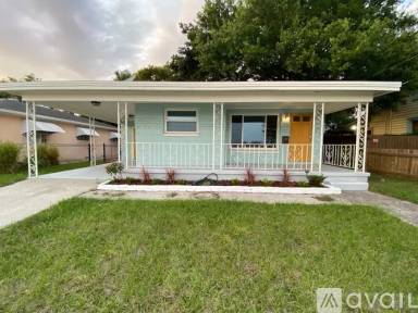 Main picture of 517 W Ross Ave