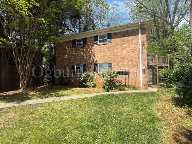 Main picture of 1120 W End Blvd