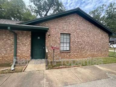 Main picture of 318 Houston St