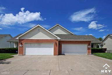 Main picture of 529 N Bristol Ct