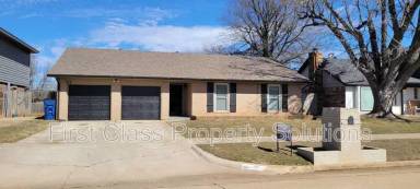 Main picture of 513 W Forster Dr