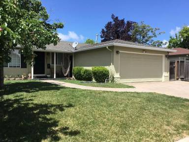 Main picture of 39821 Wyatt Ln