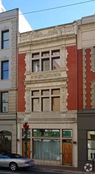 Main picture of 134 Granby St