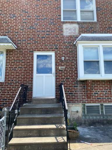 Main picture of 6313 Farnsworth St