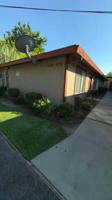 Main picture of 1056 Fir Ave