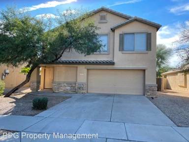 Main picture of 16521 W Moreland St