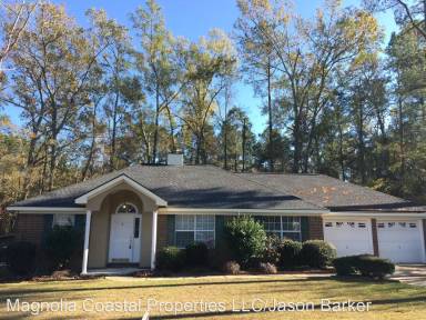Main picture of 554 Greenwich Dr
