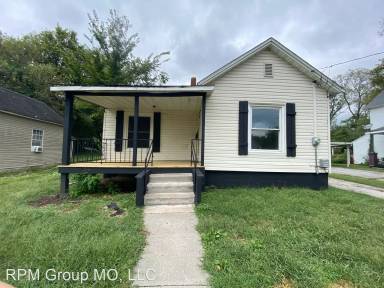 Main picture of 2039 N Boonville Ave