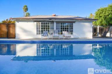 Main picture of 22932 Califa St