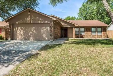 Main picture of 8229 April Ln