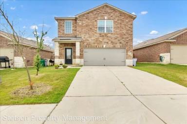 Main picture of 13413 William McKinley Way