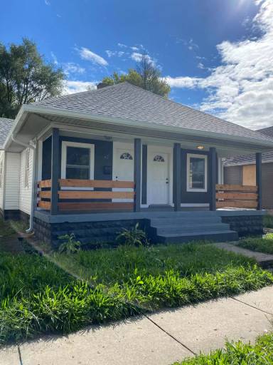 Main picture of 47 S Rural St