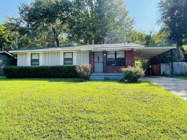Main picture of 3532 Pueblo Ave