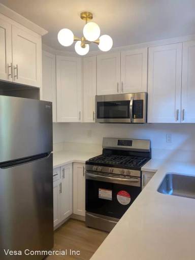 Main picture of 438 Arden Ave