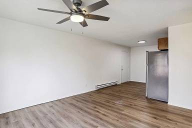 Main picture of 2402 High View Ct