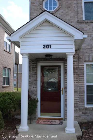 Main picture of 9512 Rustling Tree Way