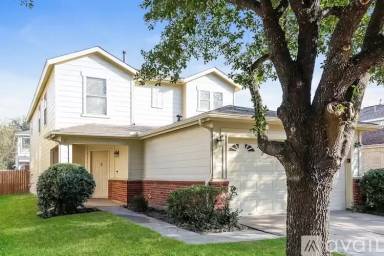 Main picture of 423 Remington Ridge Dr