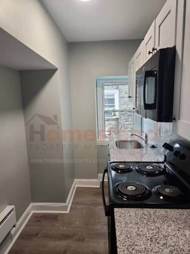 Main picture of 42 Brandon Rd