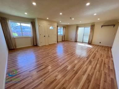 Main picture of 833 Laurie Ave