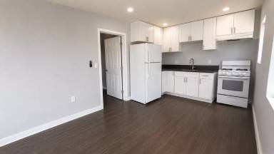 Main picture of 5857 West Blvd