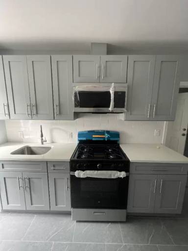 Main picture of 54 9th Ave