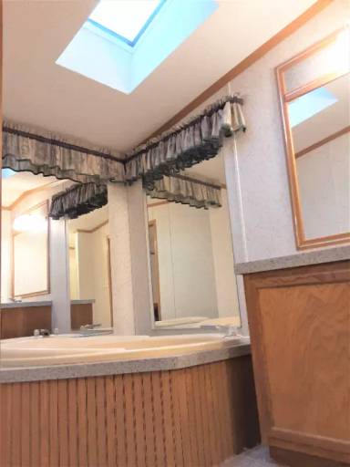 Main picture of 4010 Madison St