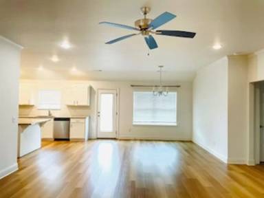 Main picture of 5805 SW Peaceful Ave