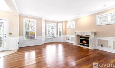 Main picture of 811 Humphrey Ave