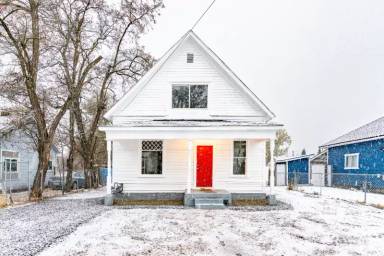 Main picture of 2433 N Wiscomb St