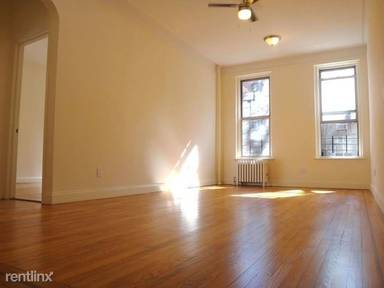 Main picture of 320 E 83rd St