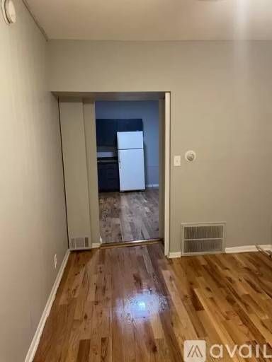 Main picture of 3836 S Sacramento Ave