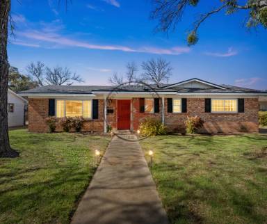 Main picture of 6319 Wiethorn Dr