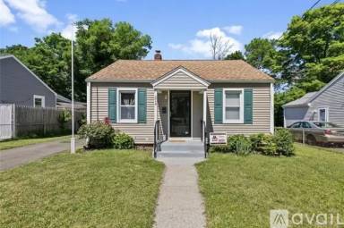 Main picture of 214 Rosewood Ave