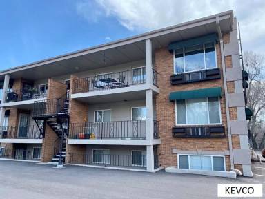 Main picture of 233 N Meldrum St
