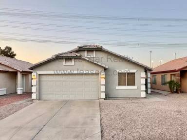 Main picture of 1538 W Vaughn Ave