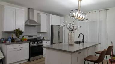 Main picture of 3749 Bigler Way