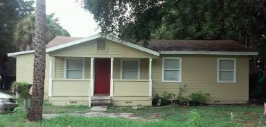 Main picture of 4204 N Manhattan Ave
