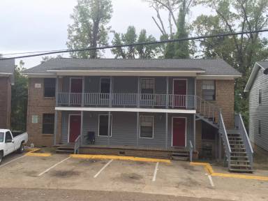 Main picture of 110 Eastover Dr