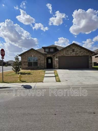 Main picture of 1021 E 90th Ct